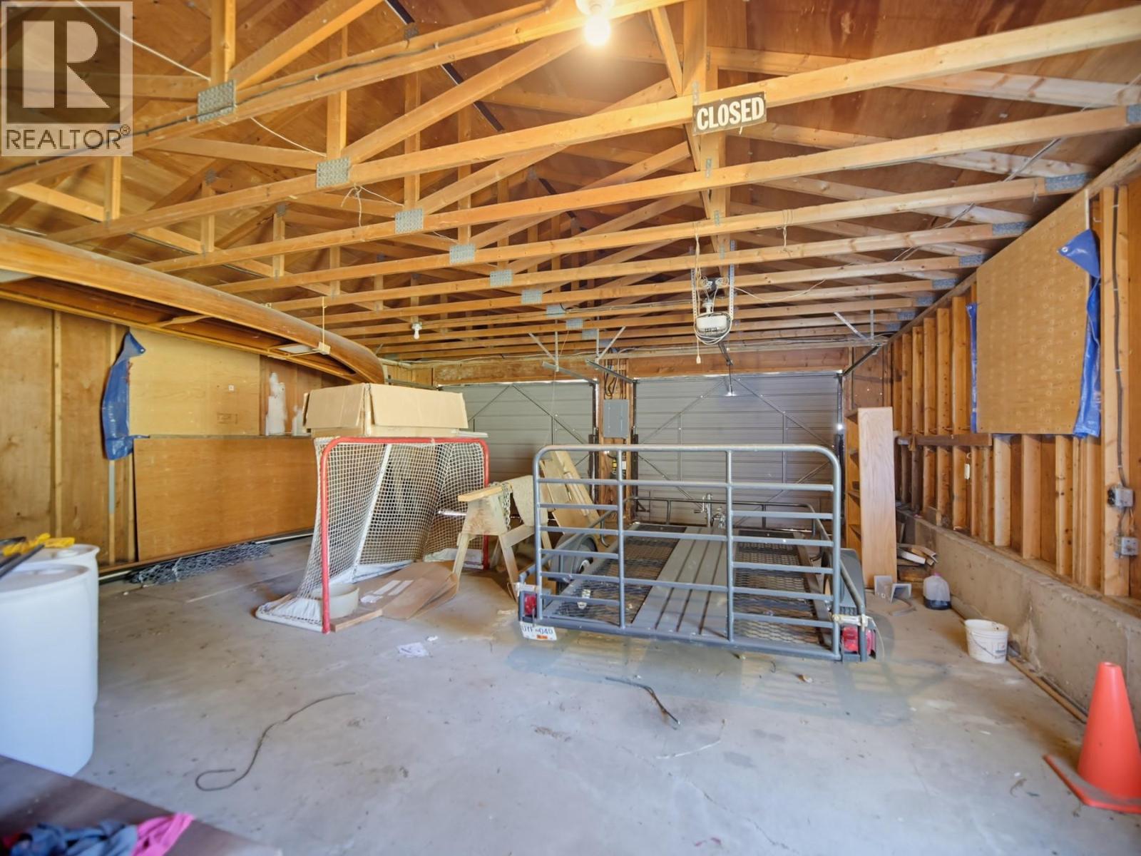  2596 HOLBROOK Place, Kamloops