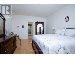 2096 Stornoway Street, Oshawa, ON L1L1C3 Photo 18