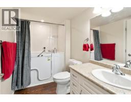 415 1802 106th Street, North Battleford, SK S9A3T5 Photo 17