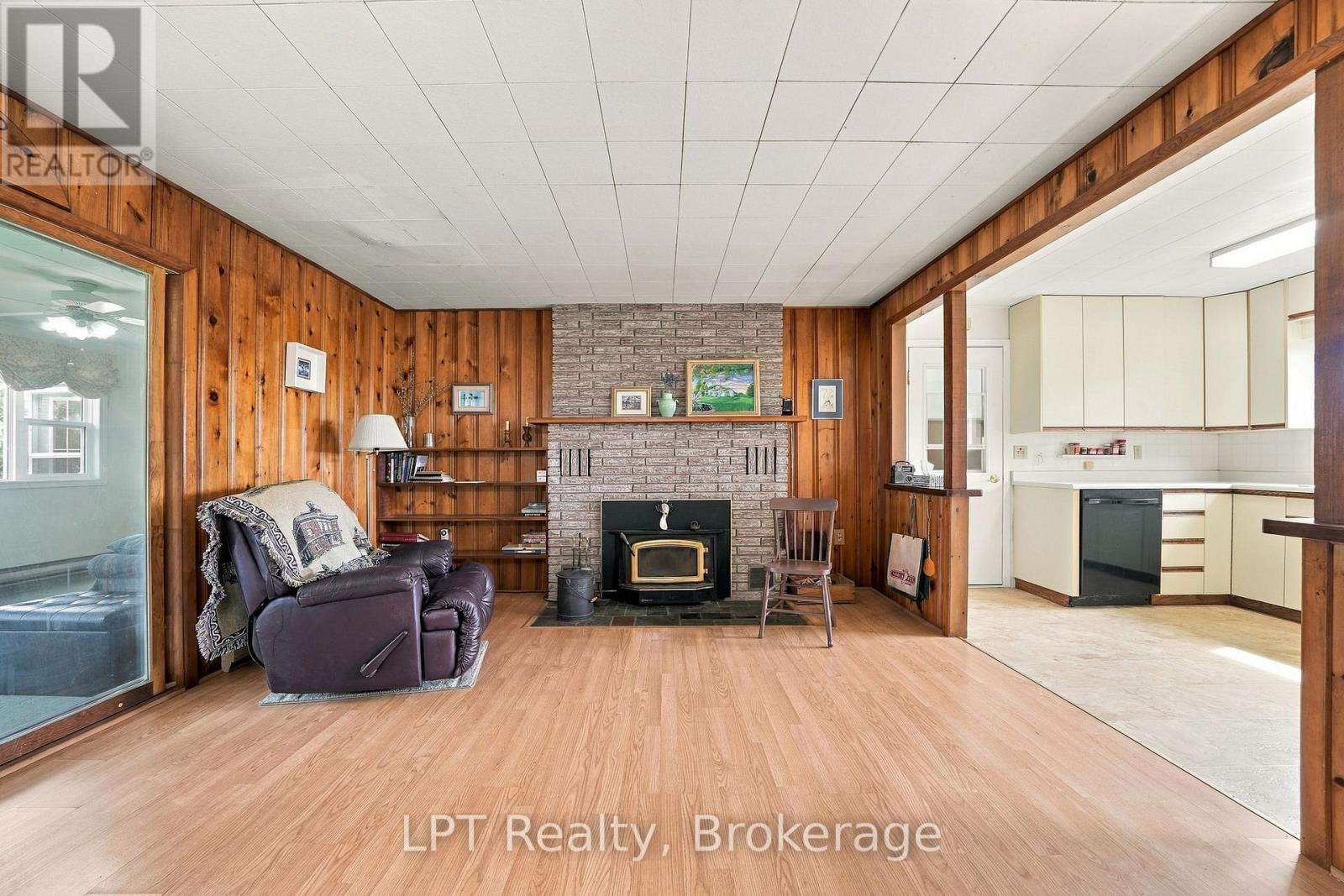 0 - 159 Point Pleasant Lane, Prince Edward County, ON photo 17