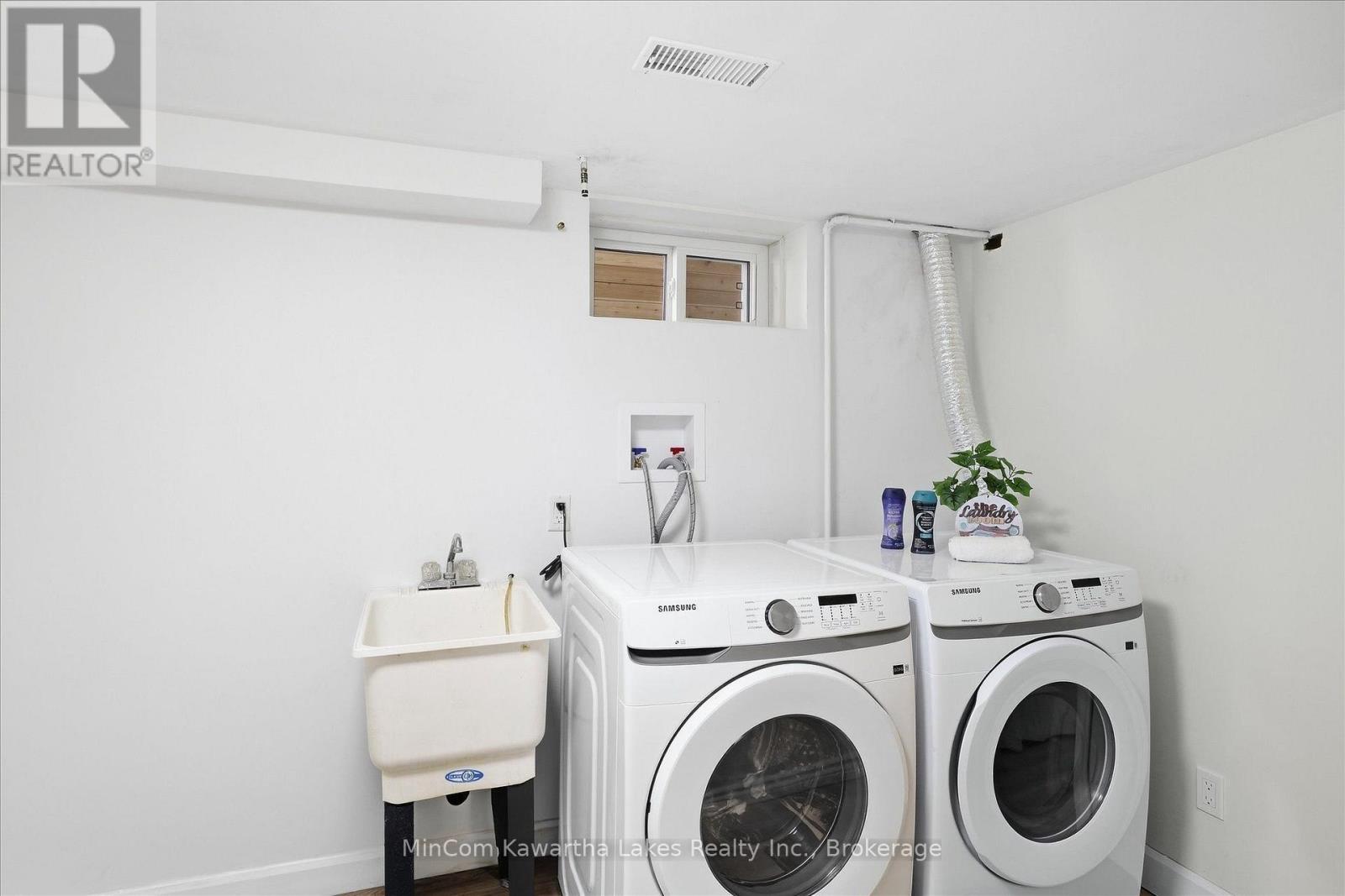 398 APPLEGROVE AVENUE - Image 31