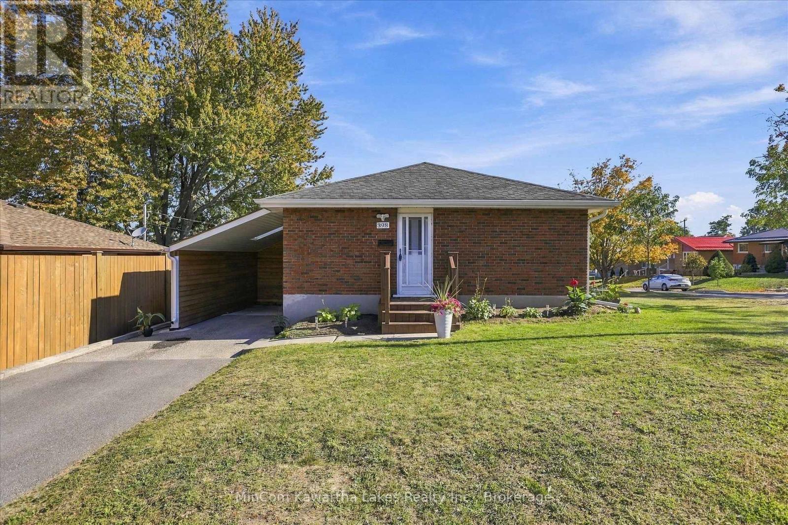 398 APPLEGROVE AVENUE - Image 34