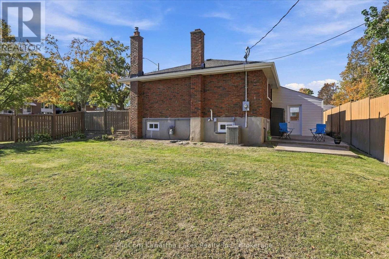 398 APPLEGROVE AVENUE - Image 37