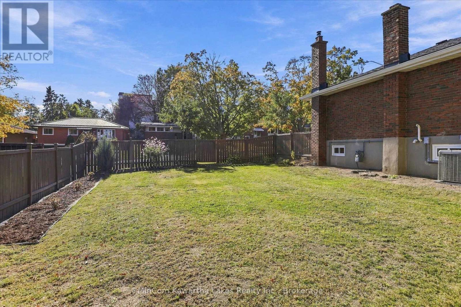 398 APPLEGROVE AVENUE - Image 38