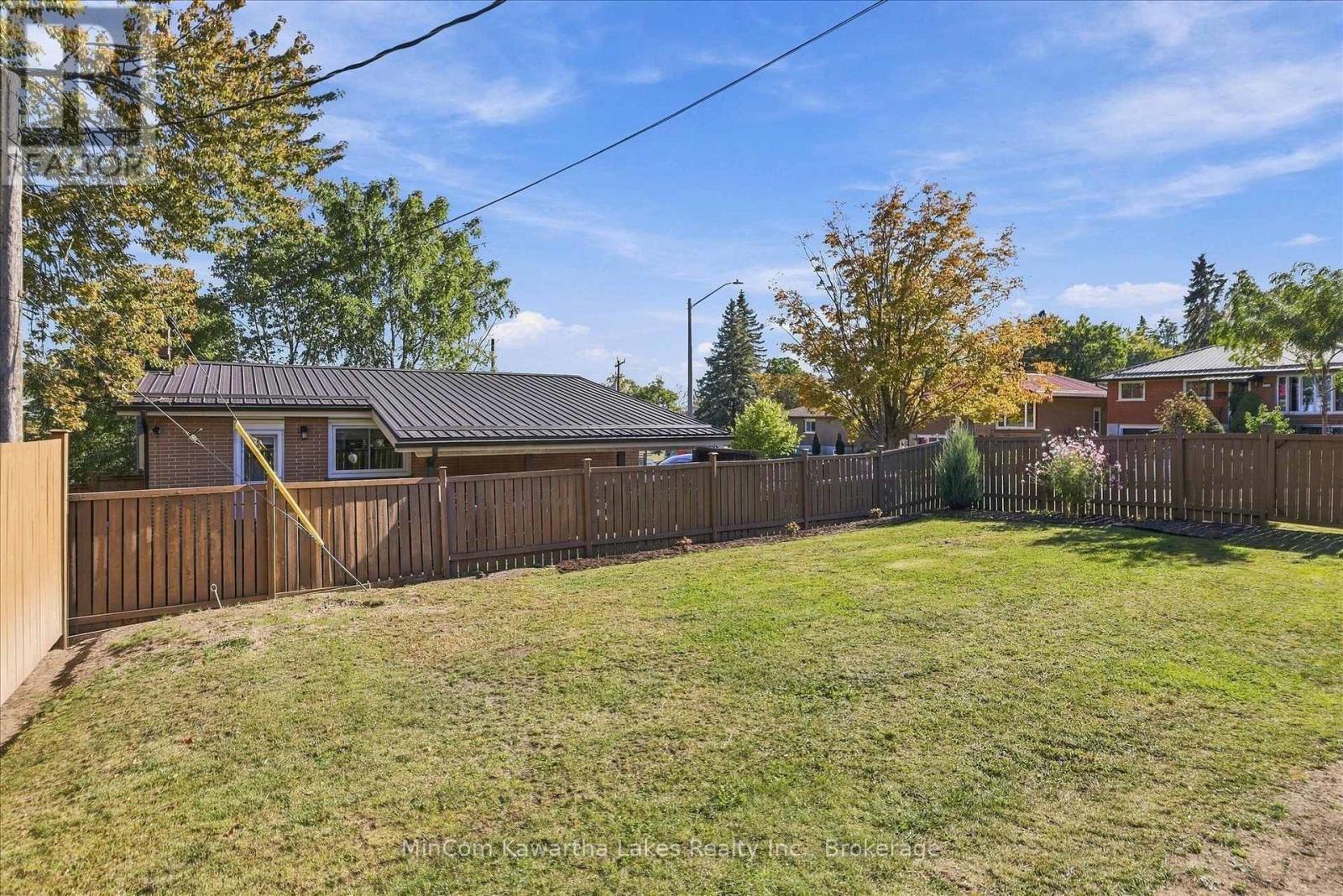 398 APPLEGROVE AVENUE - Image 40
