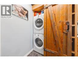 242 East 43rd Street, Hamilton, ON L8T3C5 Photo 10