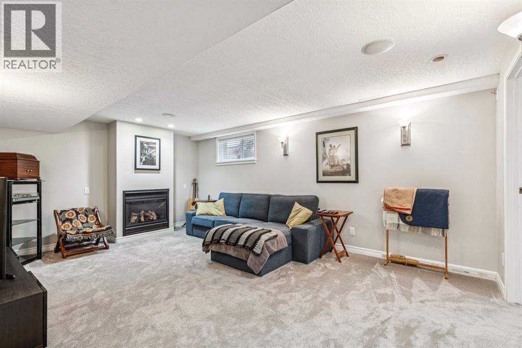5815 Dalhousie Drive NW - photo 22