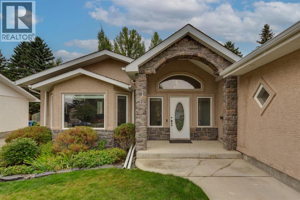 5815 Dalhousie Drive NW - photo 3
