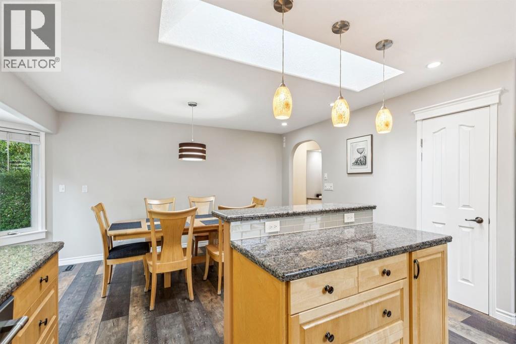 5815 Dalhousie Drive NW - photo 13