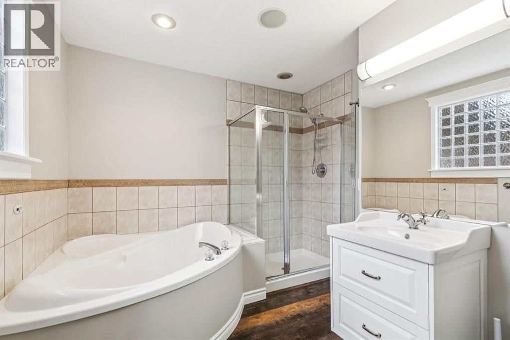 5815 Dalhousie Drive NW - photo 17