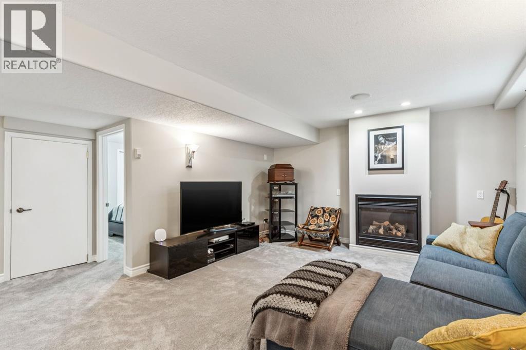 5815 Dalhousie Drive NW - photo 23