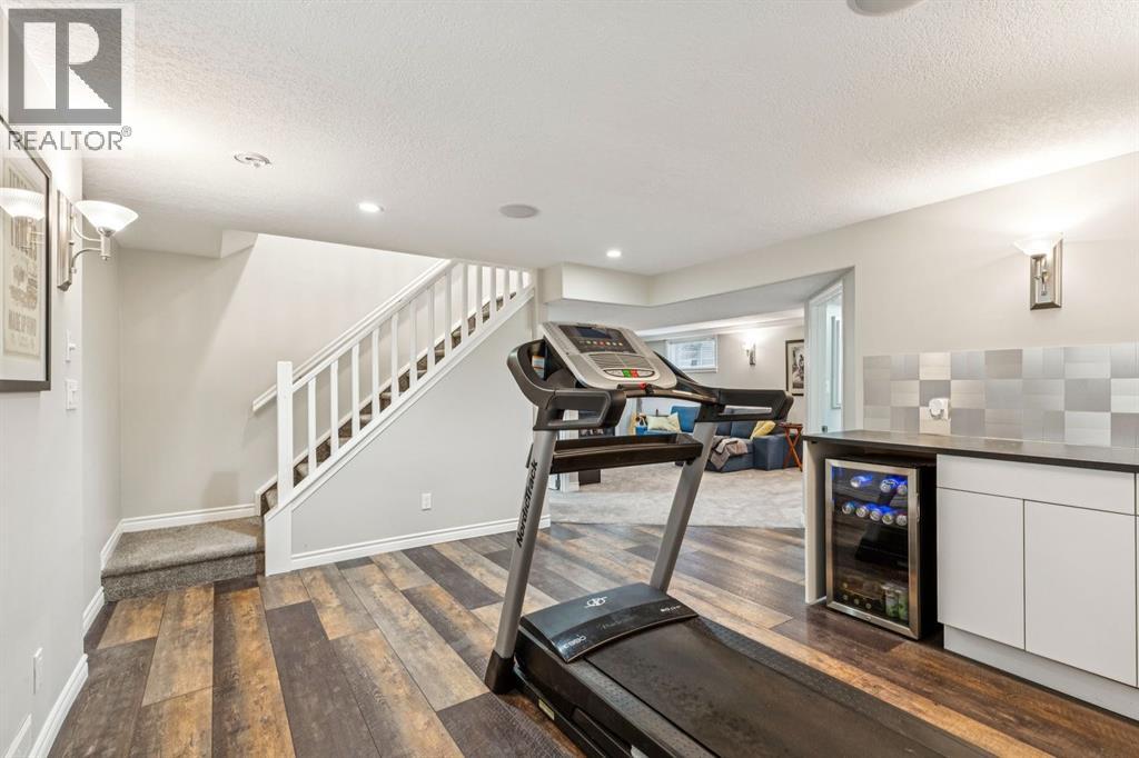 5815 Dalhousie Drive NW - photo 21