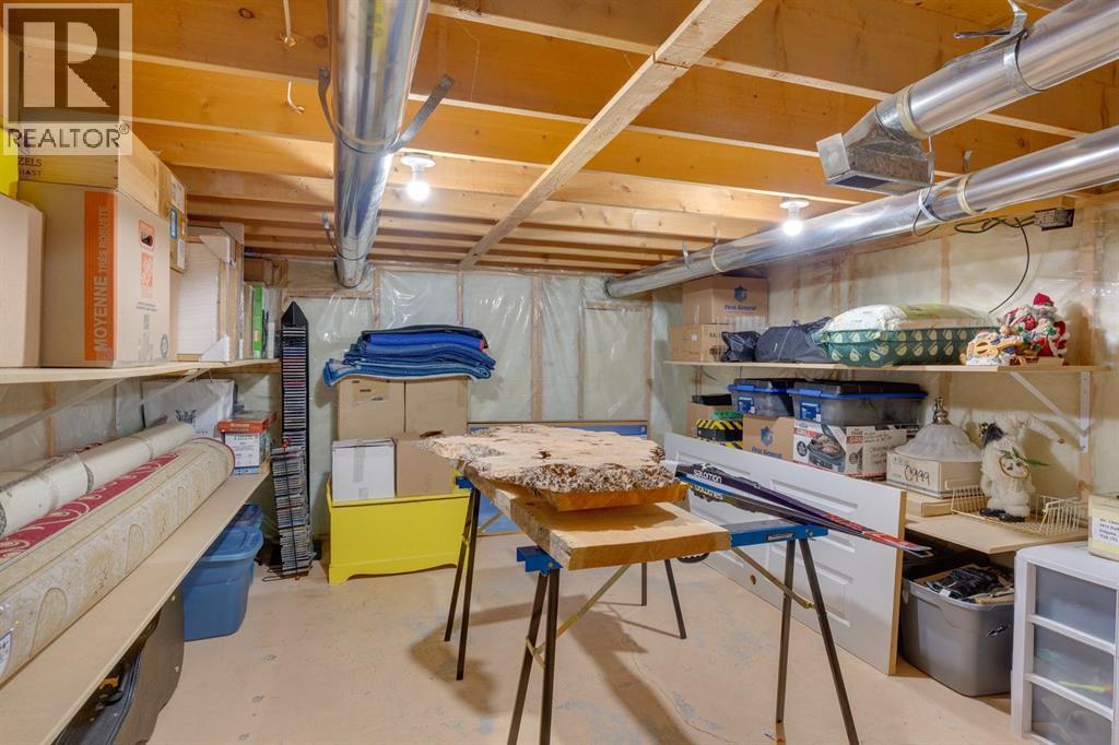 5815 Dalhousie Drive NW - photo 28