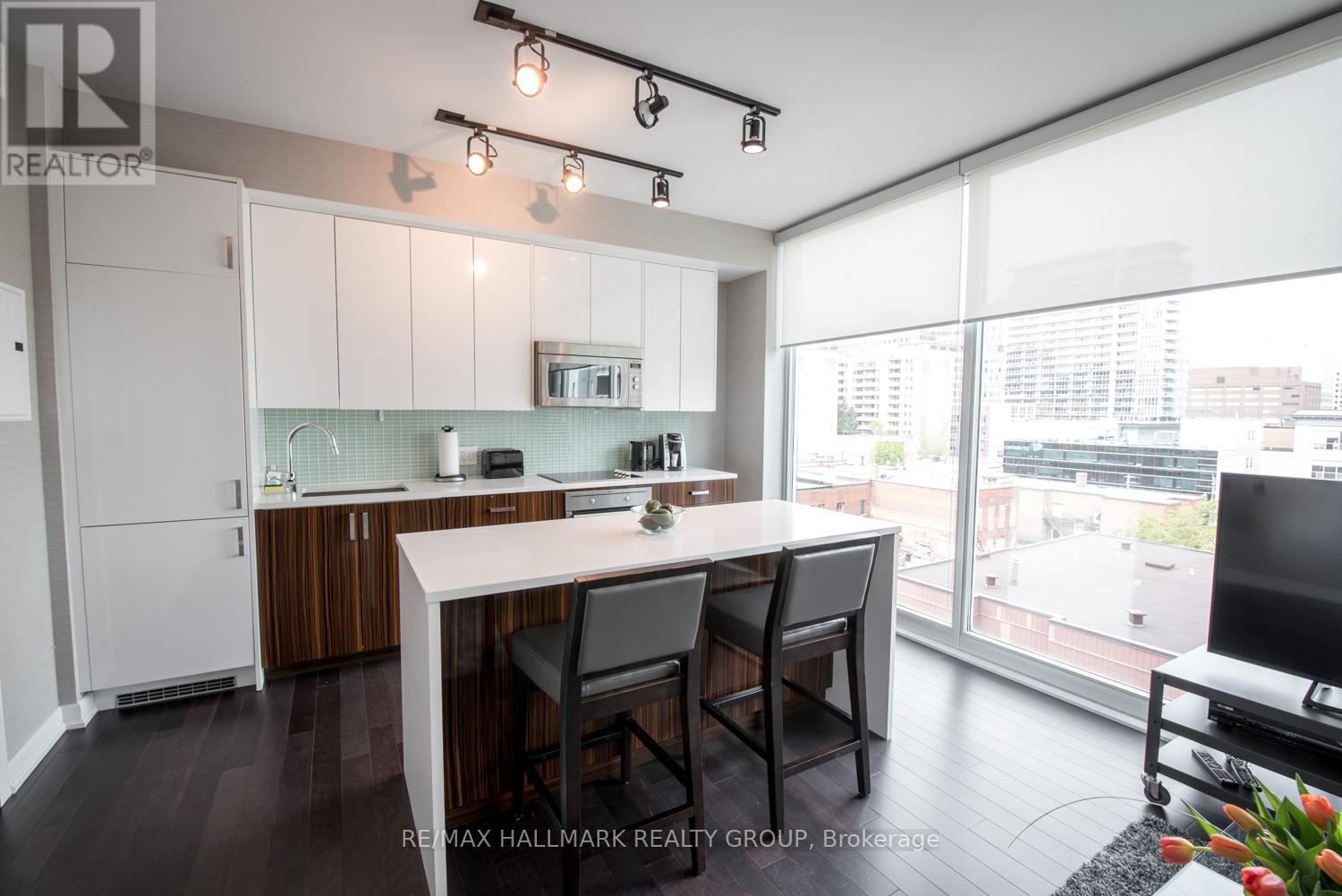 Condos for Sale in Ottawa – 1111 – 300 LISGAR STREET, Ottawa – By Peter Sagos - Image 9