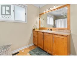 932 Dresden Crescent, Ottawa, ON K2B5J1 Photo 31