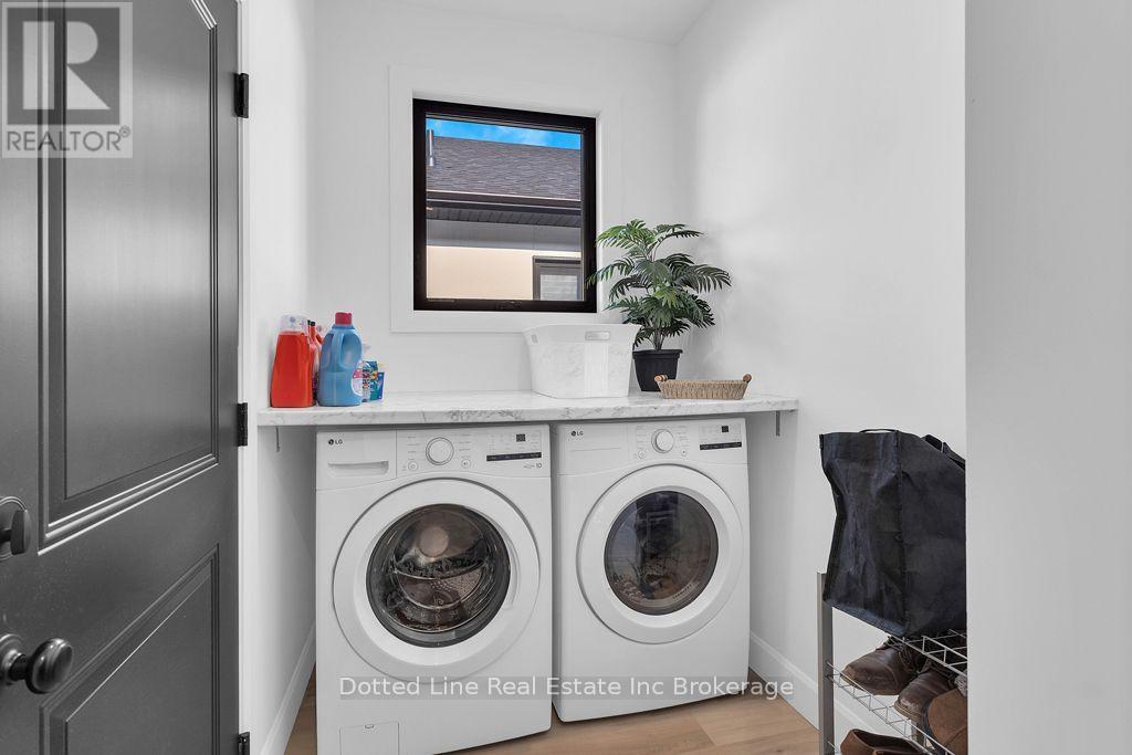 4 CHARLES COURT - Image 18