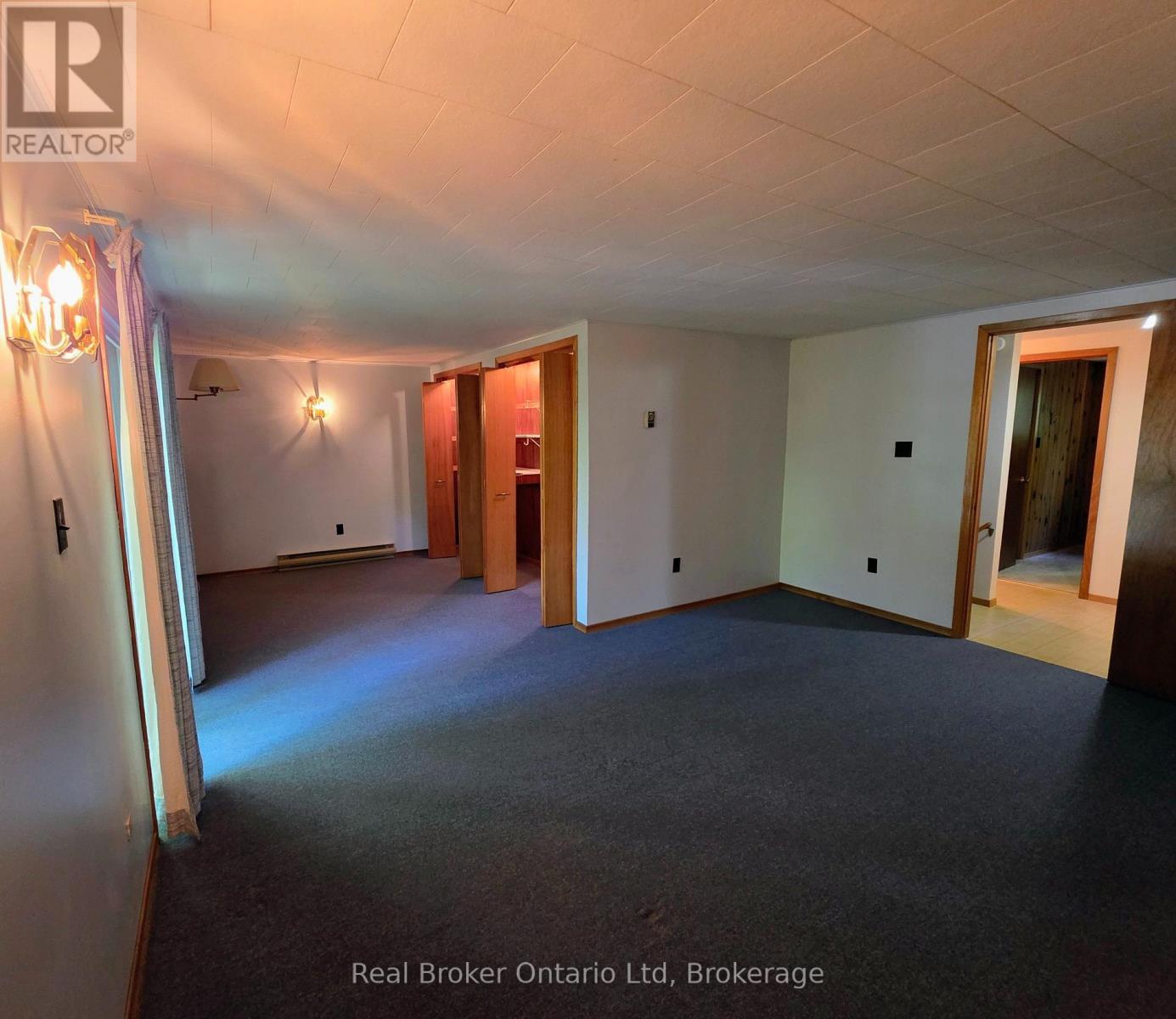 14 EMERSON AVENUE S - 10