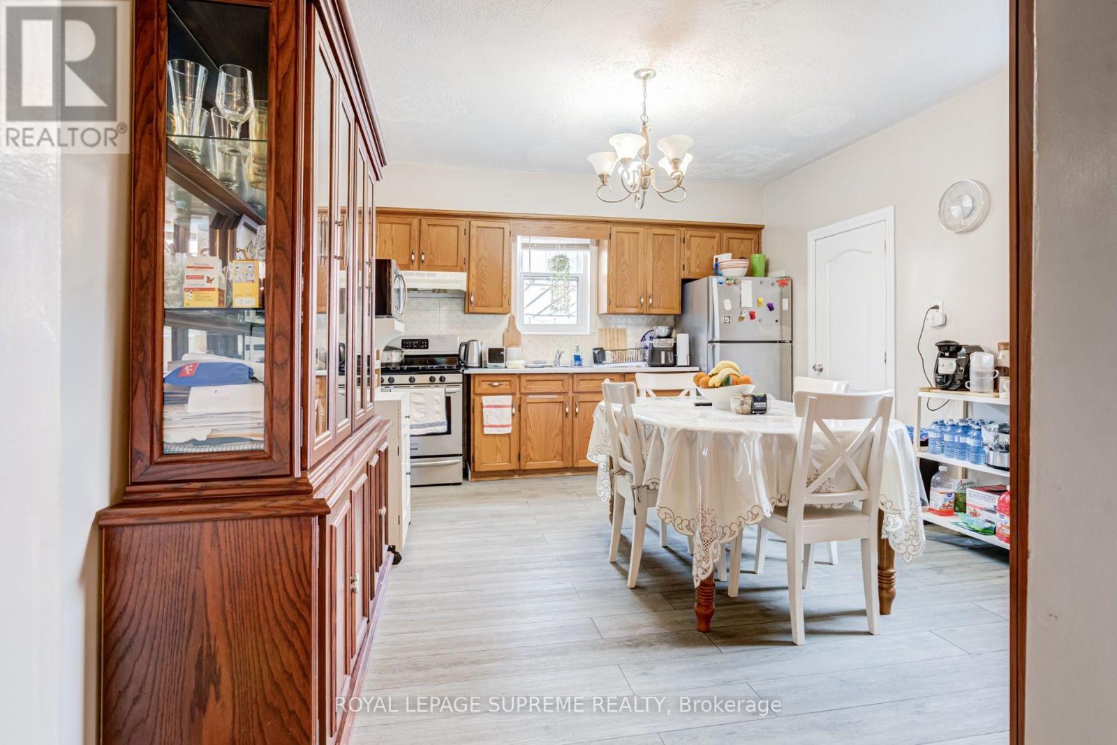 259 BROCK AVENUE - 20