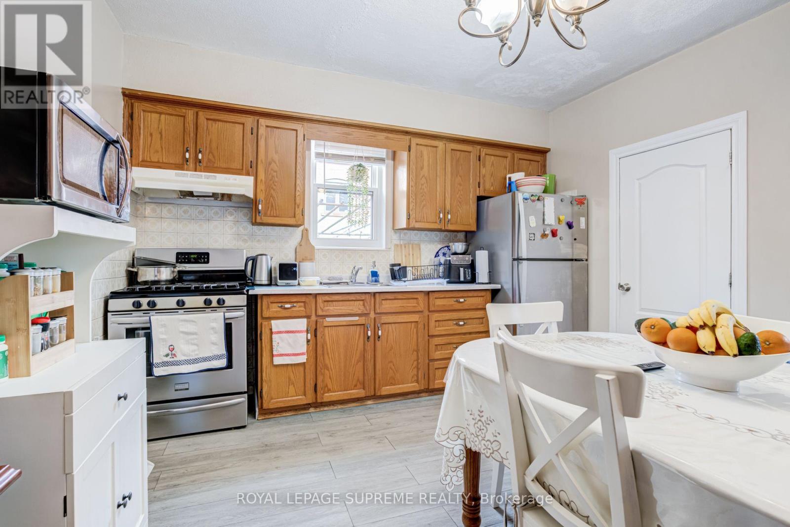 259 BROCK AVENUE - 23
