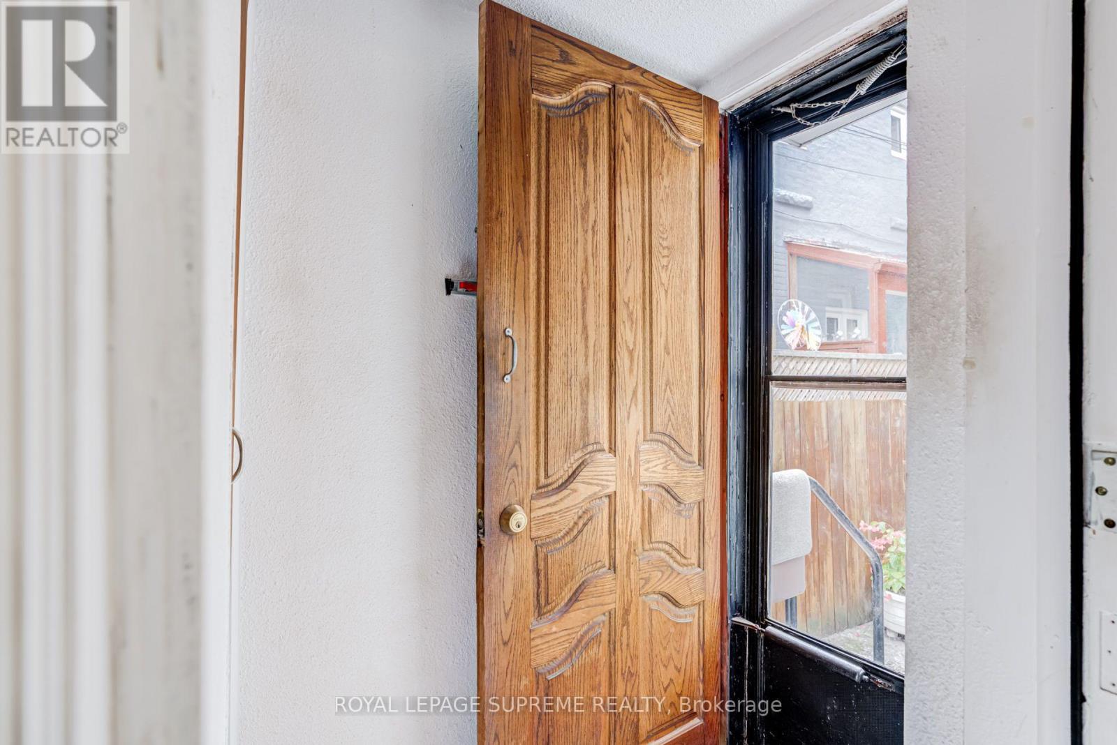259 BROCK AVENUE - 26