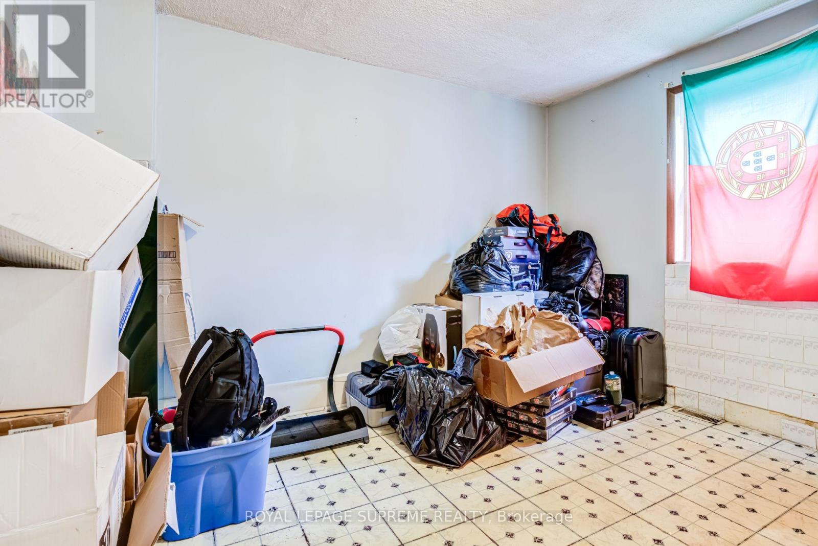 259 BROCK AVENUE - 32
