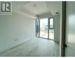 817 - 8 Tippett Road, Toronto, ON M3H0E7 Photo 9