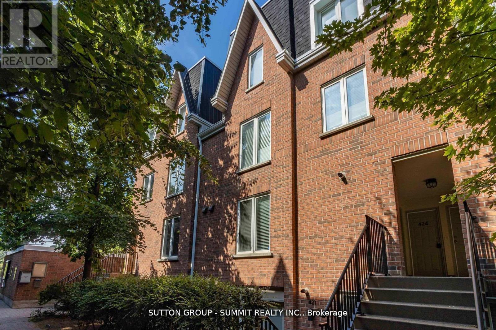 #421 12 DOURO STREET - 27