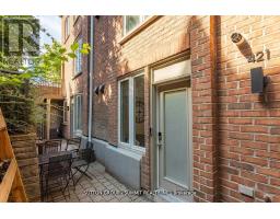 421 - 12 Douro Street, Toronto, ON M6K0A1 Photo 12