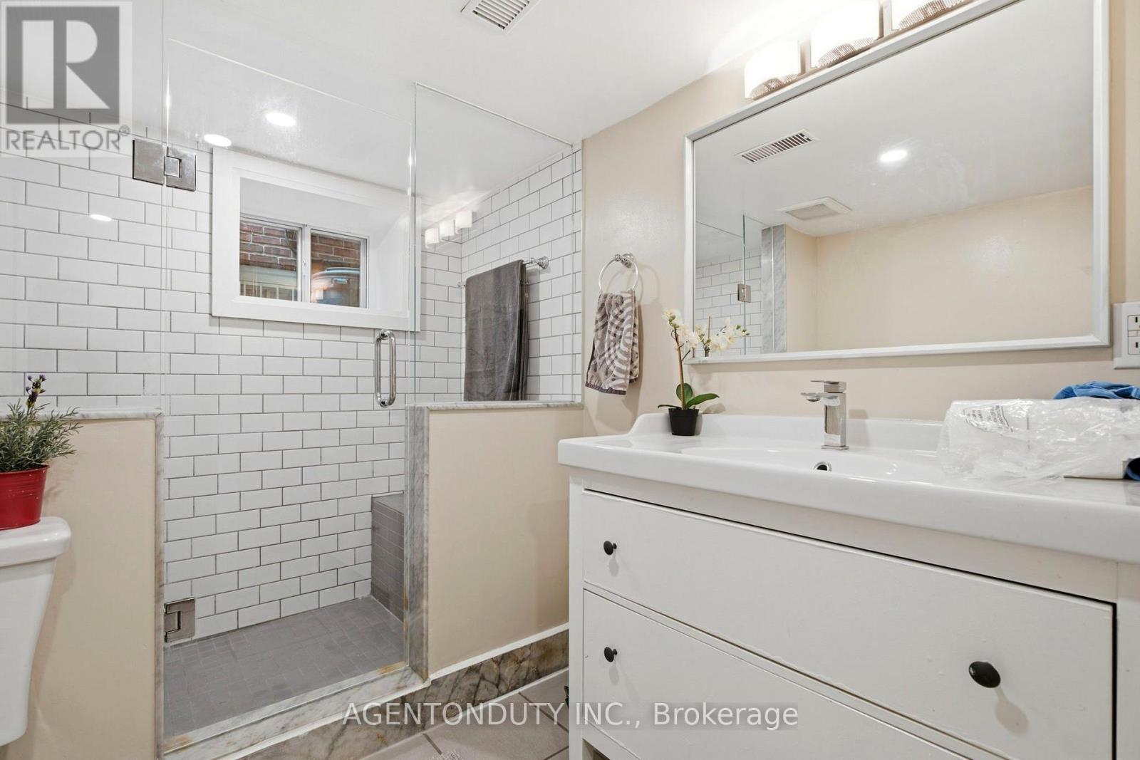 200 ST HELEN'S AVENUE, Toronto (Dufferin Grove) — photo 32