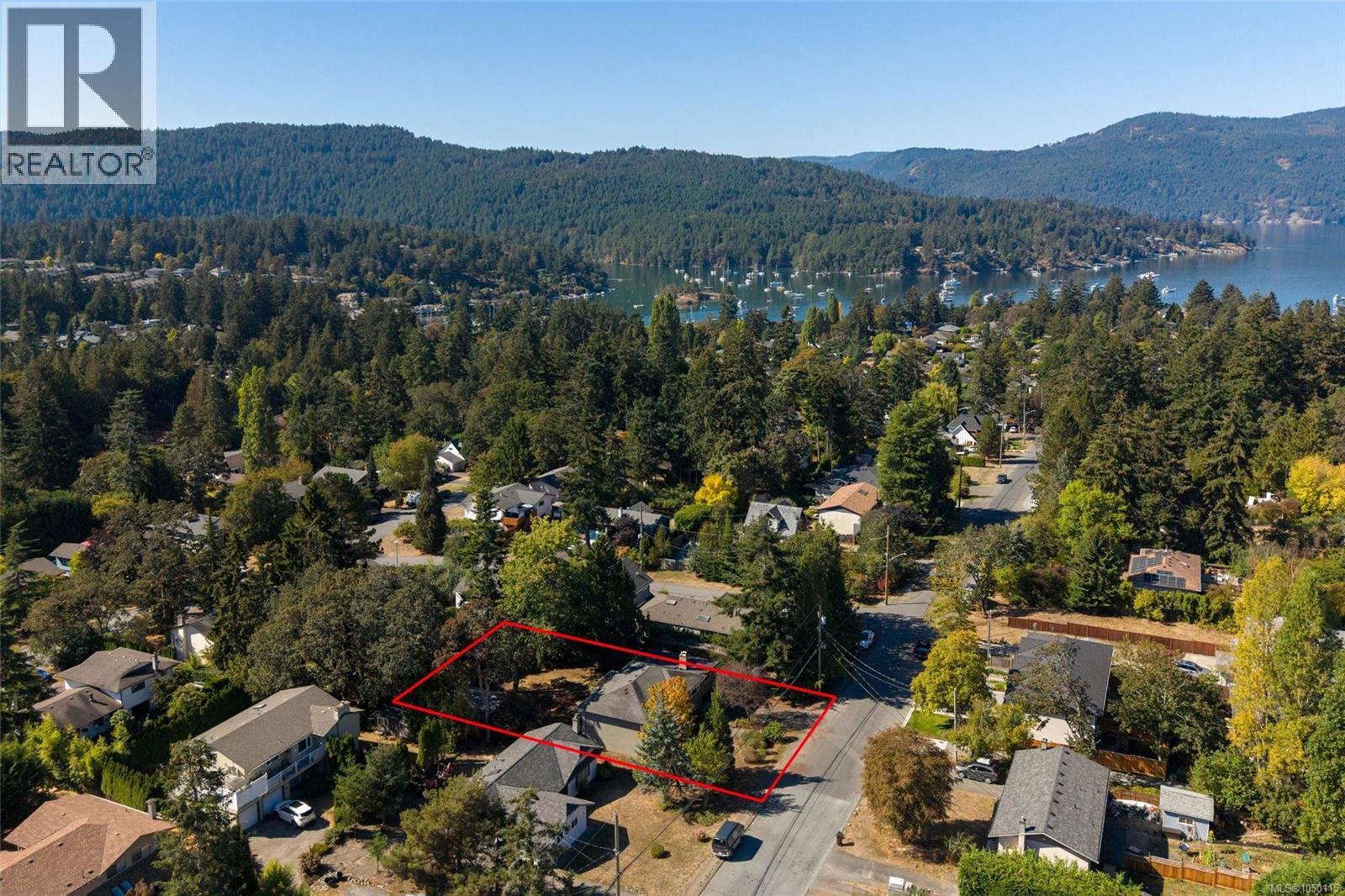 1055 Clarke Rd - 3