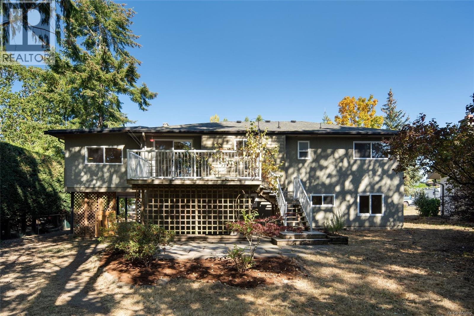 1055 Clarke Rd - 34