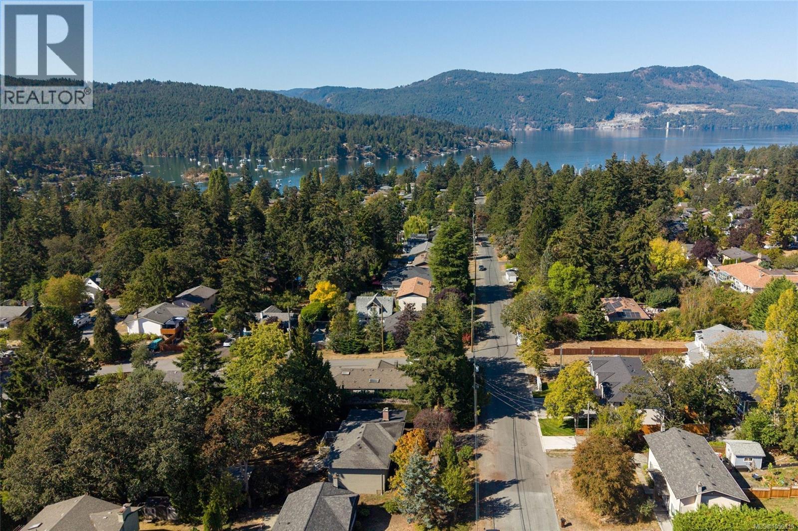 1055 Clarke Rd - 36