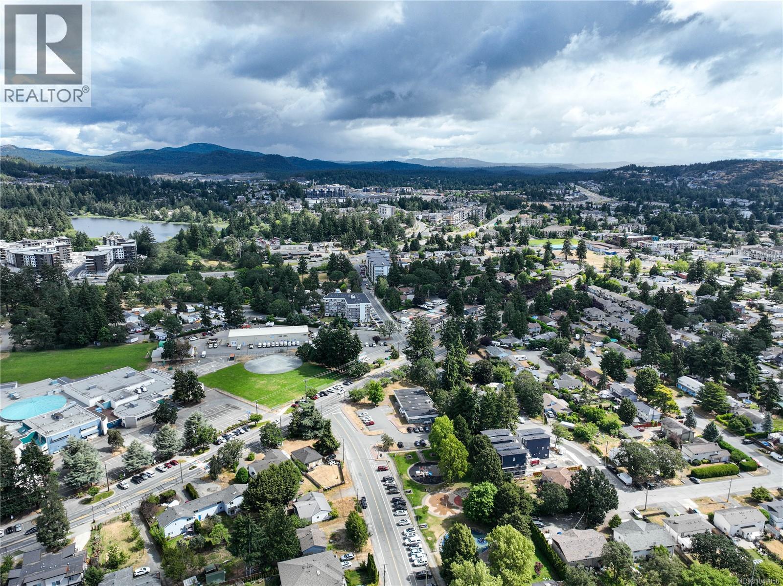1011 Costin Ave - 28