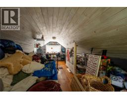 1011 Costin Ave, Langford, BC V9B2T4 Photo 9