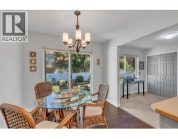 4pc Ensuite bath - 3948 Finnerty Road Unit# 175, Penticton, BC V2A8P8 Photo 6