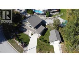 459 Whitman Way, Warfield, BC V1R4T9 Photo 35