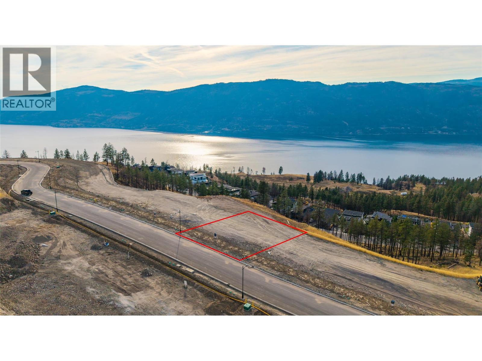  10337 Beacon Hill Drive, Lake Country