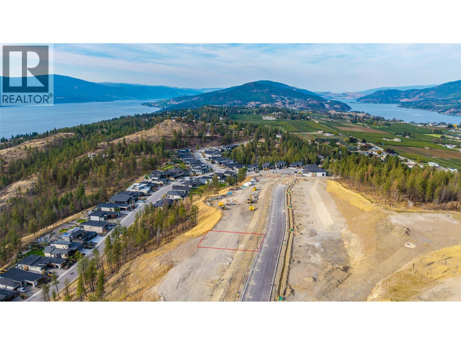  10337 Beacon Hill Drive, Lake Country