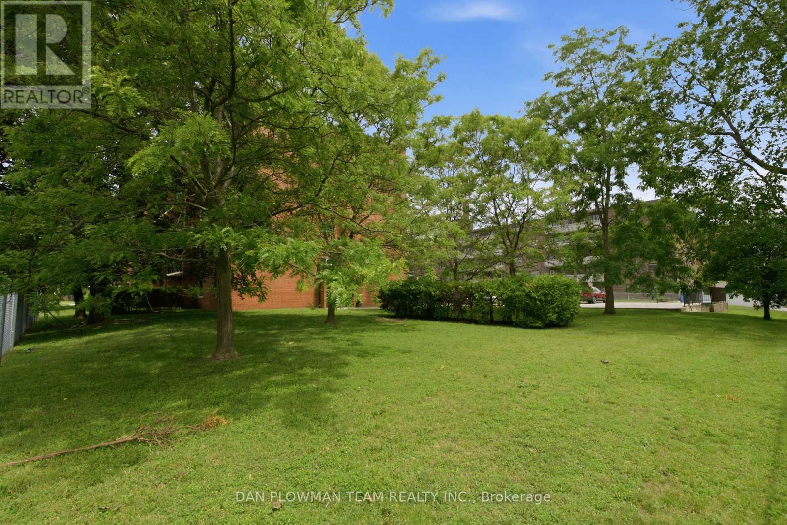 #204 131 TAUNTON ROAD E - Image 29