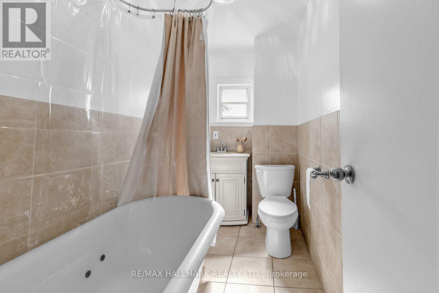 703 MORTIMER AVENUE - 28