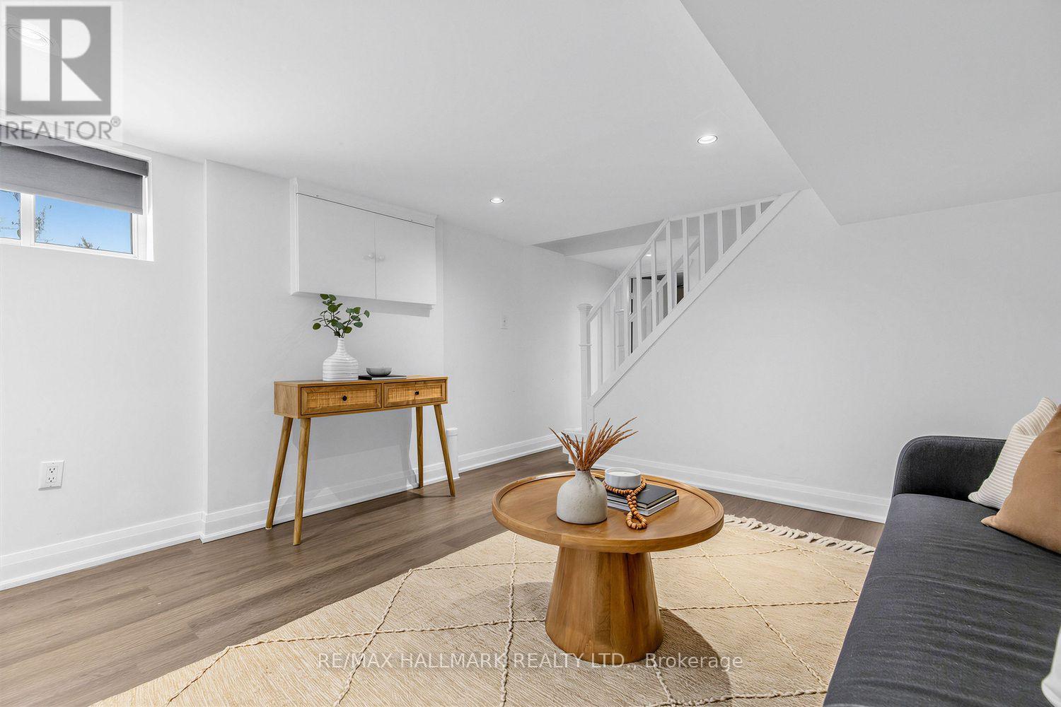 703 MORTIMER AVENUE - Image 31