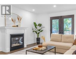 703 Mortimer Avenue, Toronto, ON M4C2K1 Photo 20