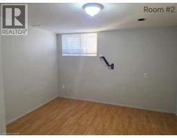 555 Brookhaven Crescent, Waterloo, ON N2L4R6 Photo 8