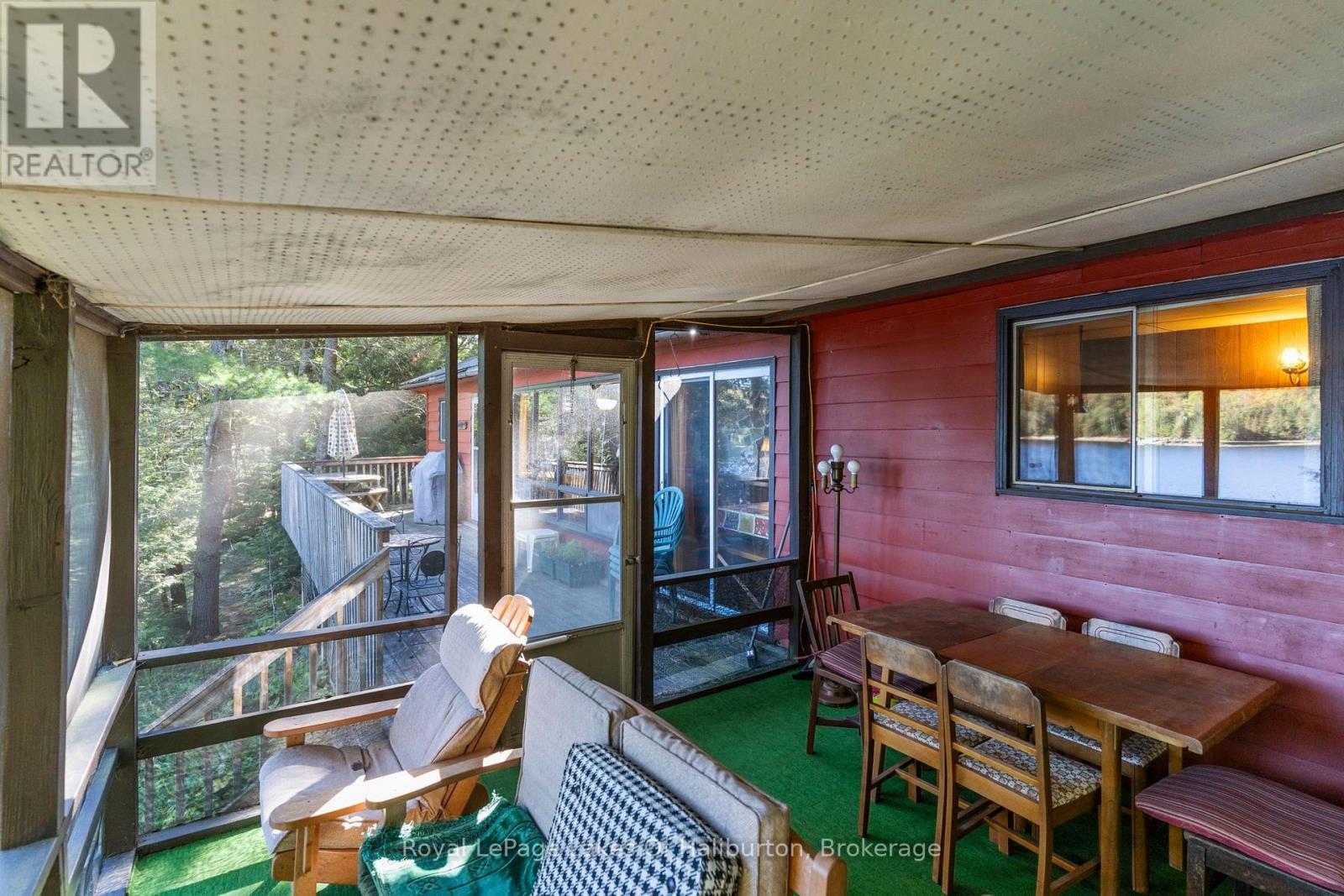 1081 HADLEY LANE - 17