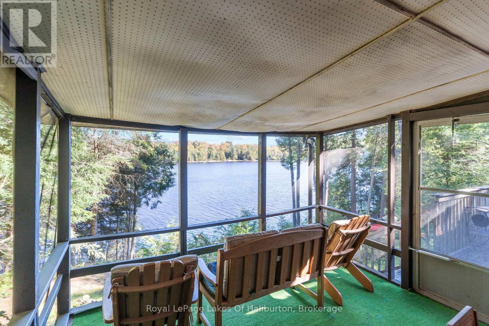 1081 HADLEY LANE - Image 18