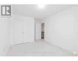 18 Hutton Crescent, Essa, ON L0M1B6 Photo 11