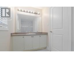 18 Hutton Crescent, Essa, ON L0M1B6 Photo 16