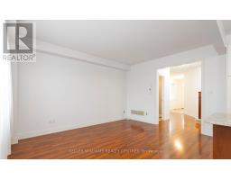18 Hutton Crescent, Essa, ON L0M1B6 Photo 8