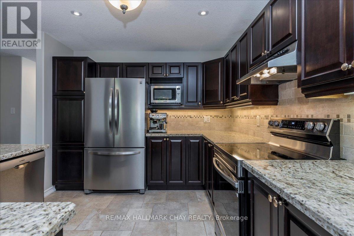 974 BOOTH AVENUE - 5
