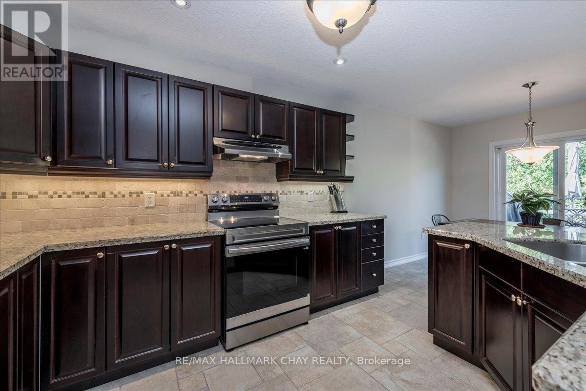974 BOOTH AVENUE - 6